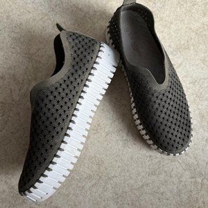 Ilse Jacobsen Platform Tulip Shoes Deep Olive Size 39 EU 8.5 - 9